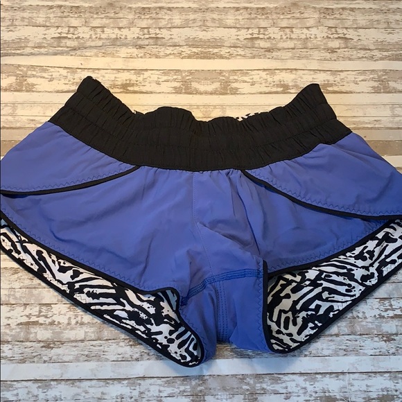 Lululemon Reversible Surf Shorts - Picture 2 of 4